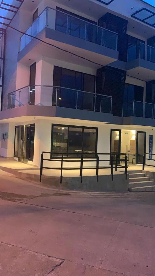 Hotel Tucunaré Inírida Esterno foto